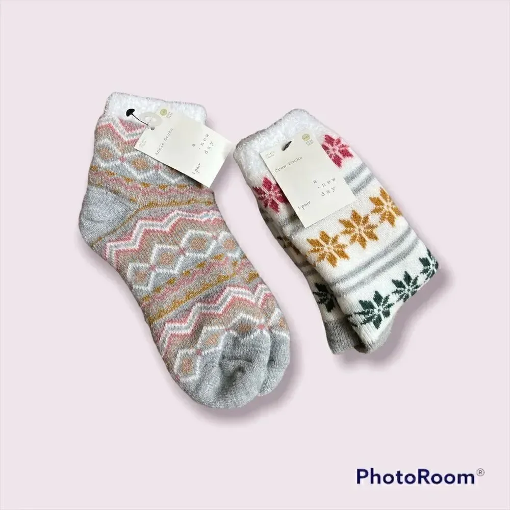Two pairs of a new day comfy socks one ankle and one crew sizes 4-10